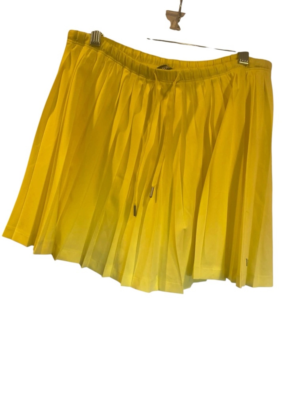 NWT Vuori clementine skirt SUNLIGHT Size M